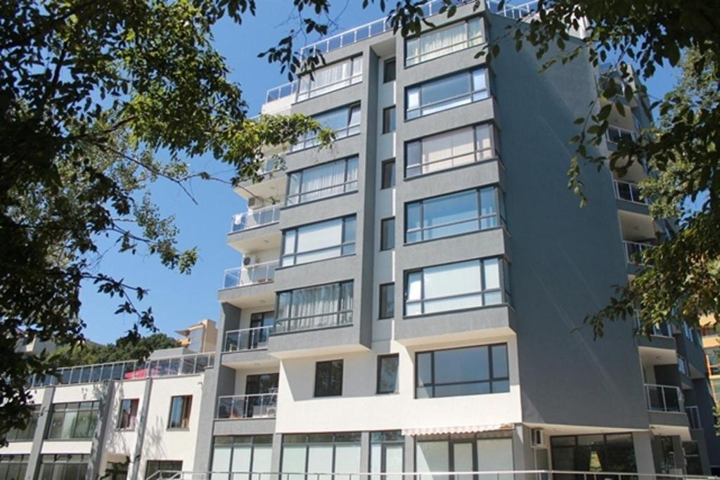 Dilov Apartments In Yalta גולדן סנדס מראה חיצוני תמונה